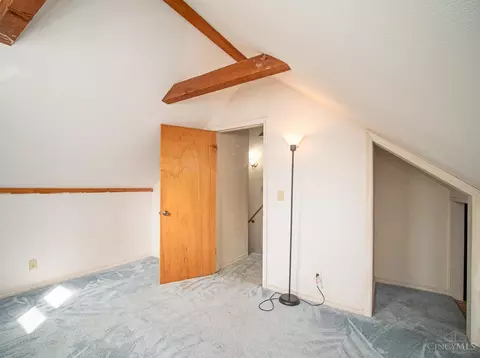 Bedroom - 1277 Prospect Pl, Cincinnati, OH 45231 photo 6 of 8