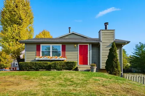2 Nicolson Cir, Fairfield, OH 45014