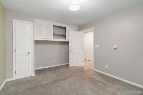 Bedroom - 63 Stillmeadow Dr, Cincinnati, OH 45245 photo 3 of 6