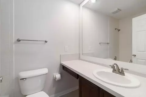 Bath - 63 Stillmeadow Dr, Cincinnati, OH 45245 photo 2 of 2