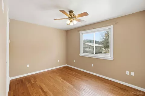 Bedroom - 107 Etta Ave, Harrison, OH 45030 photo 1 of 7