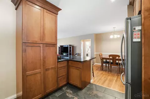 Kitchen - 107 Etta Ave, Harrison, OH 45030 photo 4 of 6