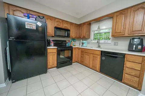 3963 Benjamin St, Cincinnati, OH 45245 photo 15