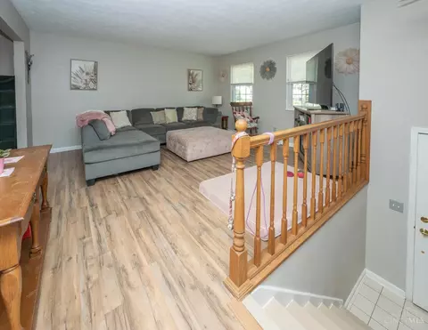 3963 Benjamin St, Cincinnati, OH 45245 photo 10