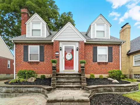 3808 Thornton Dr, Silverton, OH 45236