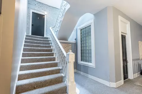 Entry Way - 720 Main St, Cincinnati, OH 45202 photo 1 of 2