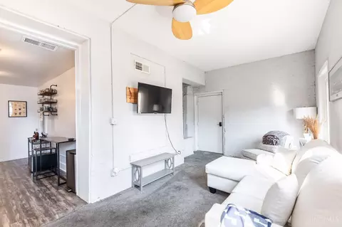 Living - 720 Main St, Cincinnati, OH 45202 photo 3 of 7
