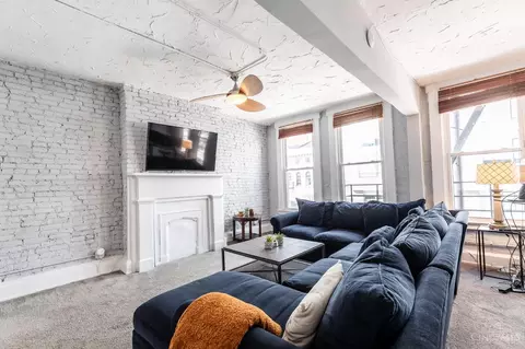 Living - 720 Main St, Cincinnati, OH 45202 photo 5 of 7