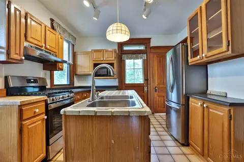 3732 High Point Ave, Cincinnati, OH 45211 photo 14