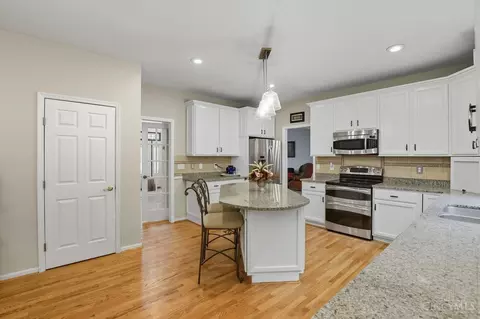 Kitchen - 654 Tournament Dr, Cincinnati, OH 45244 photo 1 of 4