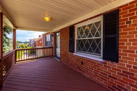 1637 Centerridge Ave, Cincinnati, OH 45231 photo 2