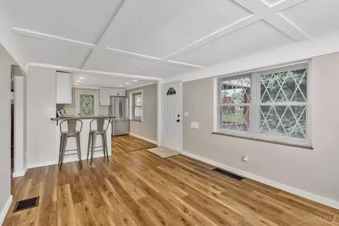 1637 Centerridge Ave, Cincinnati, OH 45231 photo 9