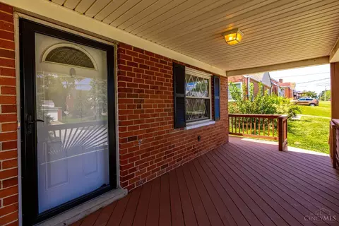 1637 Centerridge Ave, Cincinnati, OH 45231 photo 4