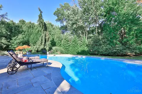 7600 Foxgate Ln, Cincinnati, OH 45243 photo 13