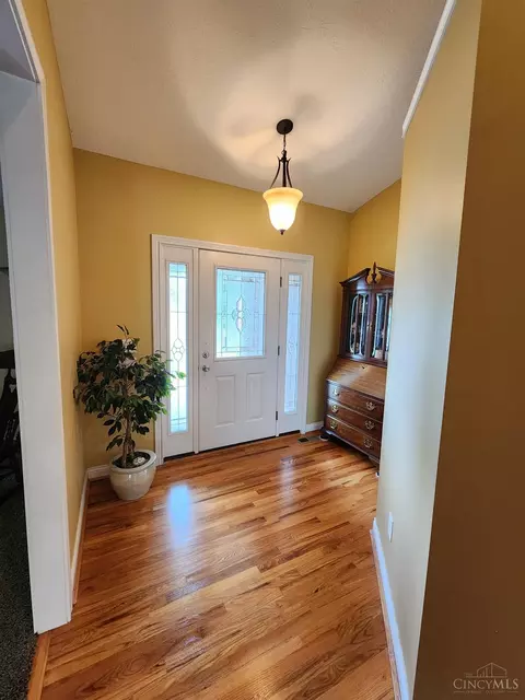 Entry Way - 5984 W Fork Rd, Cincinnati, OH 45247 photo 1 of 2