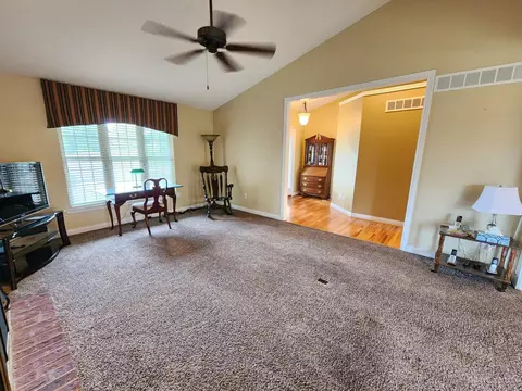 Living - 5984 W Fork Rd, Cincinnati, OH 45247 photo 3 of 6