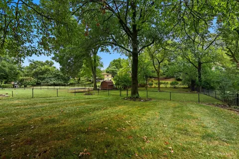 3055 Westbrook Dr, Cincinnati, OH 45238 photo 38