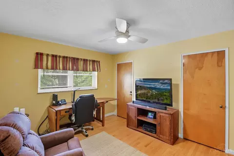 3055 Westbrook Dr, Cincinnati, OH 45238 photo 20