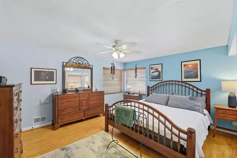 3055 Westbrook Dr, Cincinnati, OH 45238 photo 14