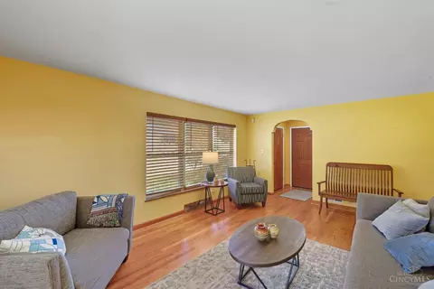 3055 Westbrook Dr, Cincinnati, OH 45238 photo 5