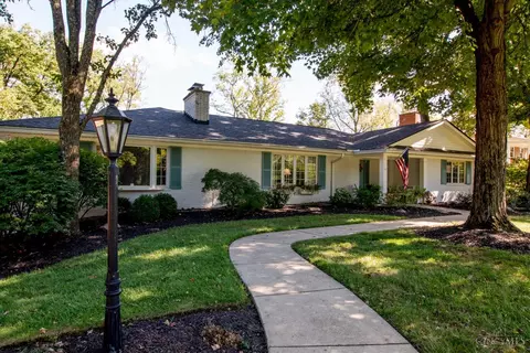 2000 Beech Grove Dr, Cincinnati, OH 45233