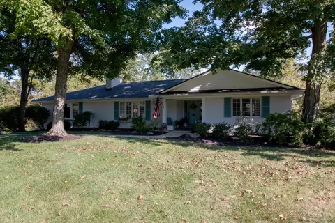 Exterior - 2000 Beech Grove Dr, Cincinnati, OH 45233 photo 2 of 15