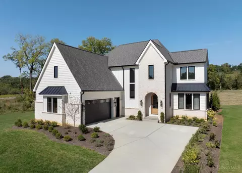 6952 Shadow Ridge Rd, Anderson Twp, OH 45230