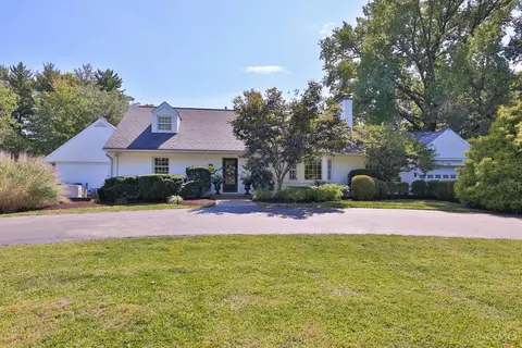 7705 Ahwenasa Ln, Cincinnati, OH 45243