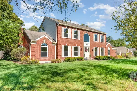 864 Tall Trees Dr, Cincinnati, OH 45245