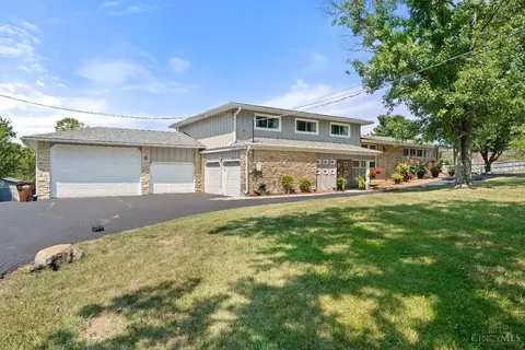 6136 Hursh Rd, Middletown, OH 45042