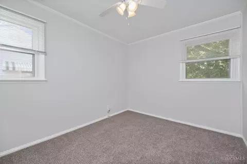 Bedroom - 1219 Considine Ave, Cincinnati, OH 45204 photo 3 of 4