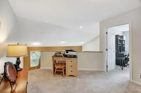 2348 Oaktree Pl, Cincinnati, OH 45238 photo 25