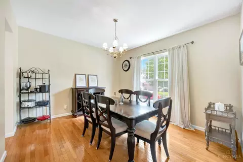 2348 Oaktree Pl, Cincinnati, OH 45238 photo 5