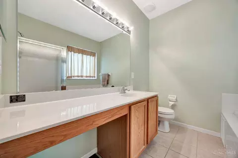 2348 Oaktree Pl, Cincinnati, OH 45238 photo 23