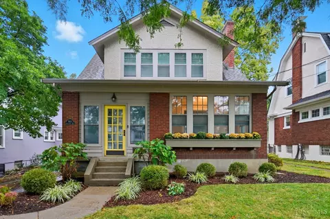 5807 Montgomery Rd, Cincinnati, OH 45212