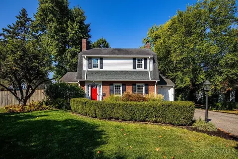 5039 Eastwood Cir, Cincinnati, OH 45227