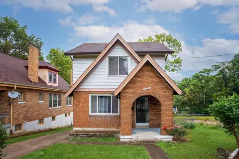 1702 Wyoming Ave, Cincinnati, OH 45205