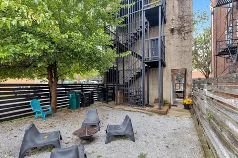 Exterior - 2011 Elm St, Cincinnati, OH 45202 photo 3 of 3