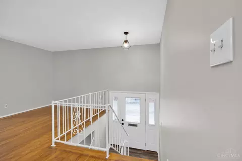 6119 Ridgeacres Dr, Golf Manor, OH 45237 photo 5