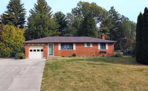 9330 Greenhedge Ln, Symmes Twp, OH 45140