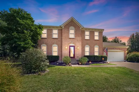 4027 Meadow Grove Ln, Mason, OH 45040