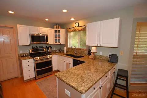 6557 Copperleaf Ln, Cincinnati, OH 45230 photo 5