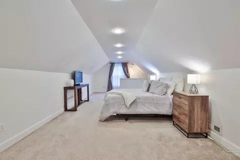 Bedroom - 6908 Windward St, Cincinnati, OH 45227 photo 5 of 5
