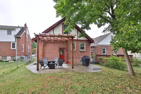 Exterior - 6908 Windward St, Cincinnati, OH 45227 photo 6 of 7