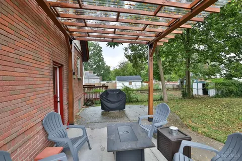 Exterior - 6908 Windward St, Cincinnati, OH 45227 photo 5 of 7