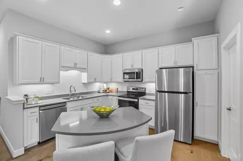 5895 Springview Cir, Mason, OH 45040 photo 8