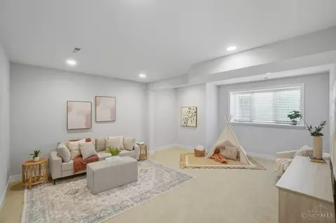 5895 Springview Cir, Mason, OH 45040 photo 32