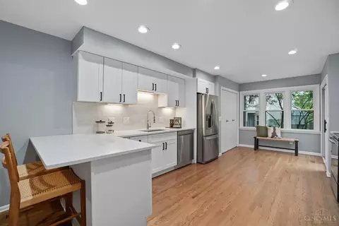 8811 Montgomery Rd, Cincinnati, OH 45236 photo 7