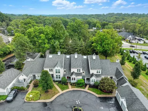 8811 Montgomery Rd, Cincinnati, OH 45236