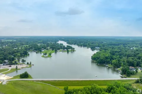 174 Dortmund Dr, Perry Twp, OH 45118